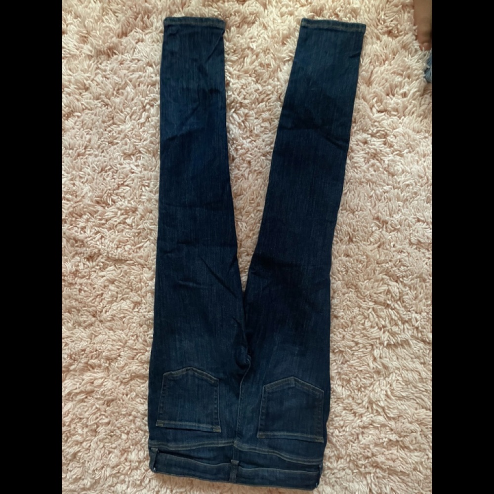 Jean - Picture 2 of 2